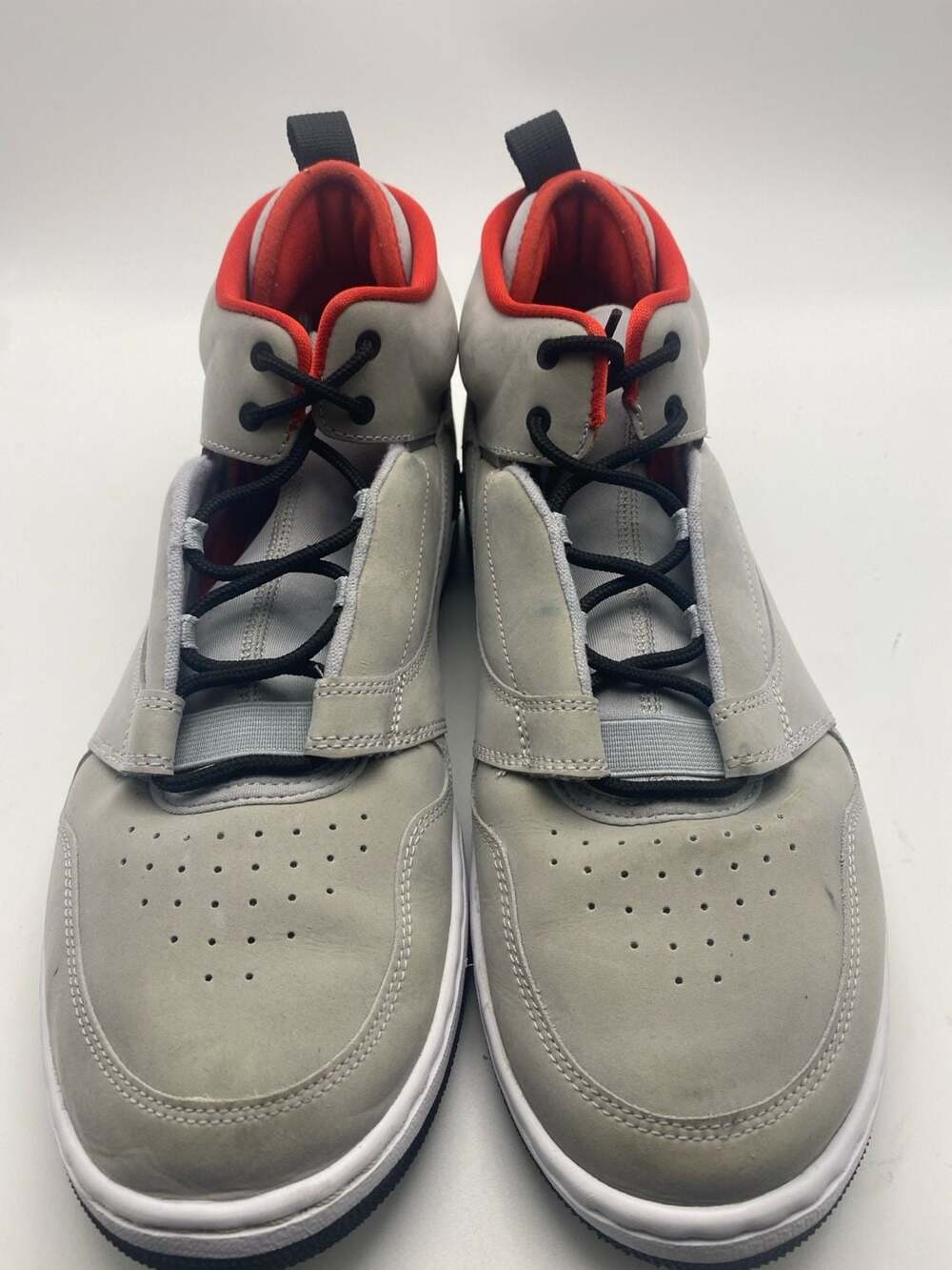 Nike Air Jordan Fadeaway Size 11 Wolf Grey University Red (DS1043)